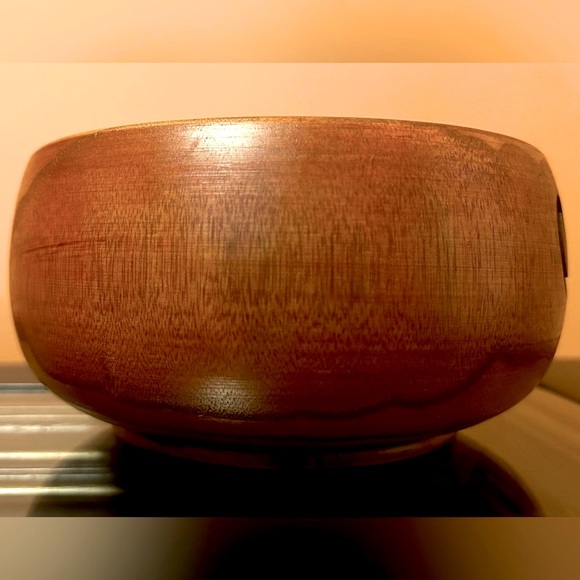 Wooden Yarn Bowl Skein Holder - Picture 5 of 6